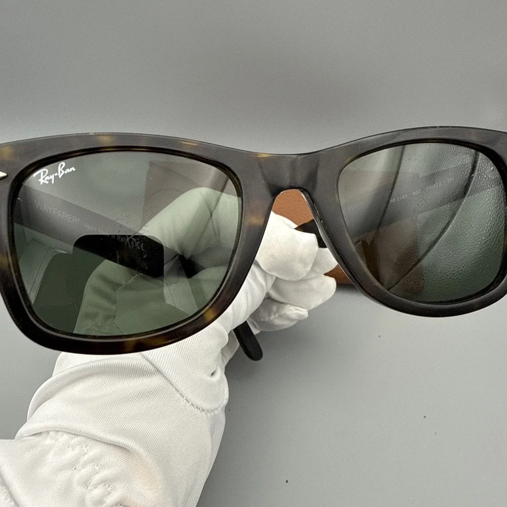 Ray-Ban Wayfarer Authentic RB2140 Vtg 902/50-22 Tortoise w/Green Gradient lens